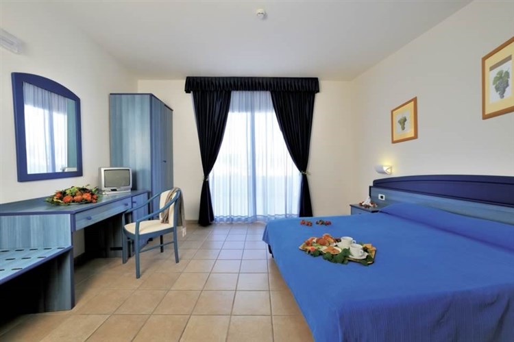 izba hotela Nicotera Beach v Nicotera Marina v talianskej Kalabrii | Nicotera Beach